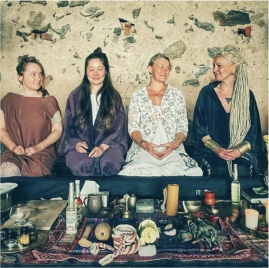 ININ NINI — ceremonija